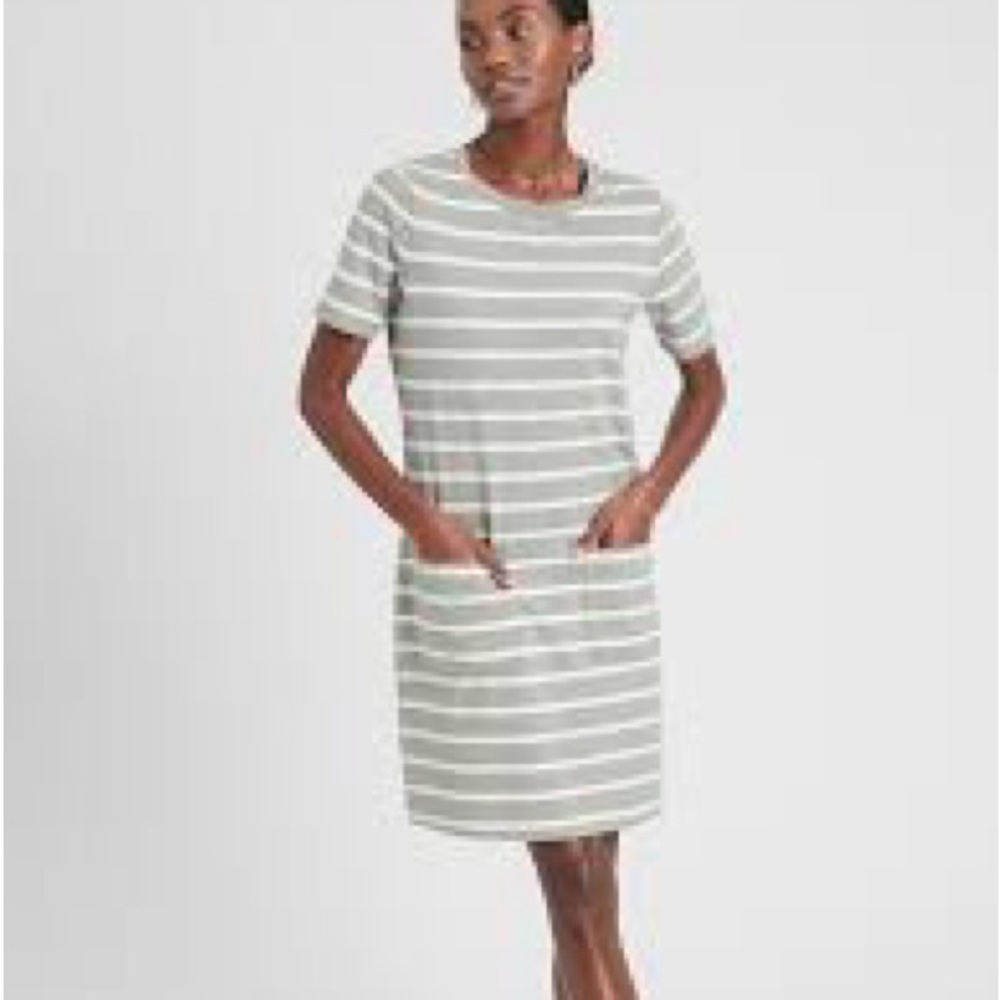 BANANA REPUBLIC | Striped Short Sleeve Tee Shirt Dress with Pockets